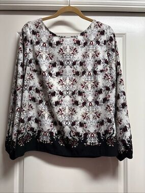White House black market  Long Sleeve Top - White Burgundy & Black 10 blouse